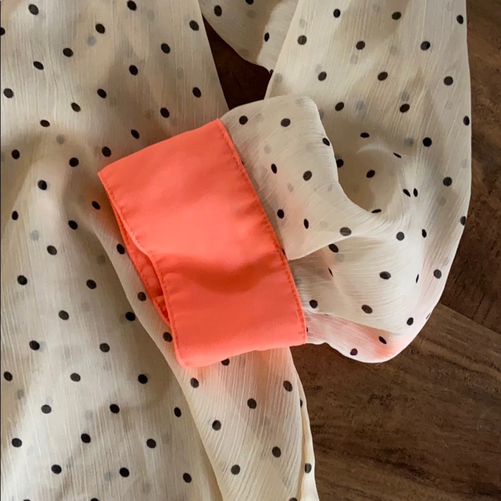 Democracy long sleeve polka dot blouse size large - Picture 12 of 15
